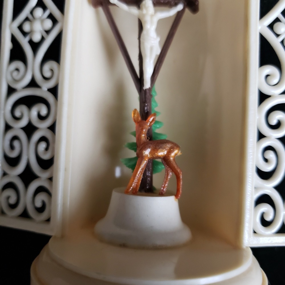VTG West Germany Religious Diorama Triptych Jesus Crucifix Deer Christmas Tree - Picture 3 of 11